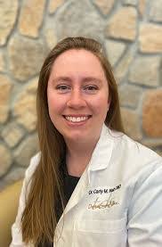 Carly Walz's Instagram, Twitter & Facebook