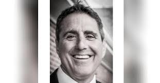 Scott Cawley's Instagram, Twitter & Facebook