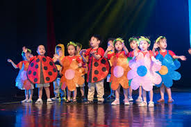 Cách rèn luyện sự tự tin, mạnh dạn cho trẻ dễ dàng, hiệu quả - Vinschool