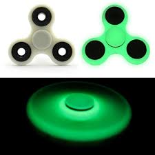 Hobby Works Fidget Spinner Light Up Flashing Tri Spinner
