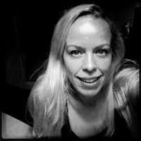 Anna Bourque's Instagram, Twitter & Facebook