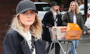 5 9 biggest spring/summer fashion trends to know. Little Mix S Perrie Edwards Keeps Things Casual As She Heads On A Low Key Supermarket Run Daily Mail Online