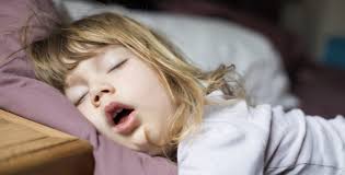 Dort darf er machen was er möchte (aber nichts elektronisches), und um 21 uhr soll er dann schlafen. Jetzt Endlich Schwarz Auf Weiss Zu Diesen Uhrzeiten Sollten Kinder Ins Bett Gehen