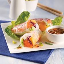 Rouleaux De Printemps Au Saumon Fum Eacute Soupers De Semaine Recettes 5 15 Recettes Express 5 15 Pratico Pratique Easy Meals Food Entrees