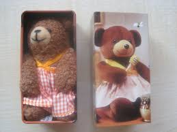 Mini Teddybar Pluschtier Stofftier In Einer Blechdose 8 Cm Gross Pluschtier Blechdosen Stofftiere
