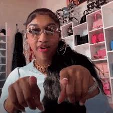 Post by Dina (@aworkingwardrobe)