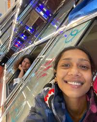 Janet Gomes (@janet_ohsnap) • Instagram photos and videos