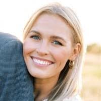 April Bybee's Instagram, Twitter & Facebook