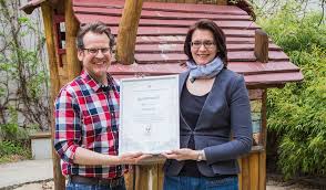 45+ ronald mcdonald care mobile programs. 5 Jahre Patenschaft Ronald Mcdonald Haus Berlin Pin Mail Ag