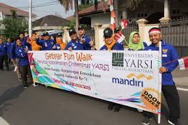 Smk yarsi medika adalah smk kesehatan yang berada di tigaraksa. Prof Dr Jurnalis Uddin Pak Lepas Fun Walk Fakultas Kedokteran Universitas Yarsi Untuk Peringati Hut Ri Ke 74 Universitas Yarsi