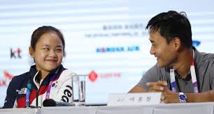 1996 애틀랜타 올림픽 도마 은메달리스트 여홍철 경희대 교수의 딸인 여서정은 '부녀 올림픽 출전'이라는 진기록을 세웠다. Pnrrsxmnlkapjm