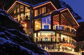 Wenn für ihre geplanten urlaubsaktivitäten viel schnee erforderlich ist, sollten sie einen besuch im september, märz, november oder dezember in betracht ziehen. Luxus Chalet Zermatt Zur Miete Mit 5 Sterne Service Traumvillen
