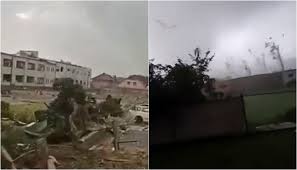 Jasná ukážka sily tornáda v obývané oblasti. N38n6z12qcxmxm
