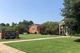 Born in new hanover county, melanie was the daughter of robert flynt and the late delores flynt. Funeral Home Fayetteville Nc Jernigan Warren Funeral Home Cremations