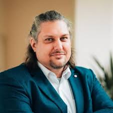 Dominika Špirk na LinkedIn: Rebranding! Před rokem proběhl dvojitý  rebranding. V občance i na…