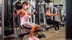 Mein corona schnelltest bietet ab einem preis von 38. Ins Fitnessstudio Trotz Coronavirus Pandemie Sport Dw 12 05 2020