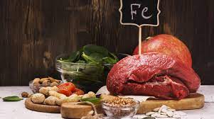 Gli alimenti che ci impediscono di assorbire il ferro contengono acido fitico, come, ad esempio, la farina di grano, che impedisce il 75% dell'assimilazione di questo importante minerale. Alimenti Ricchi Di Ferro Assorbimento E Biodisponibilita