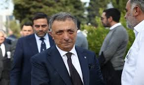 Ekonomist ahmet nur çebi 1986 yılında hayatını berna çebi ile birleştirmiştir. Besiktas Baskani Ahmet Nur Cebi Ikinci Kez Koronaviruse Yakalandi