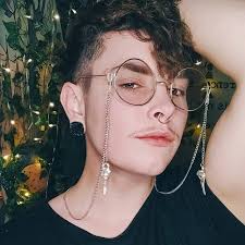 Long time martial artist here: I'm devastated at how many martial arts &  mma spaces have become MAGA strongholds. Many women choose to train for  self defense, but learning those skills around