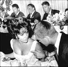 Elizabeth Taylor And Bobby Kennedy In Front Behind Are Joey Bishop Dean Martin Frank Sinatra And Pete Lawford Elizabeth Taylor Joey Bishop Elizabeth