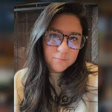 Ashley Sivertsen's Instagram, Twitter & Facebook