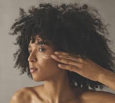 Deborah Nero's Instagram, Twitter & Facebook