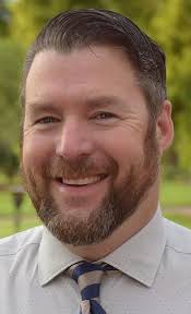 2 Tucson veterans serve as grand marshals in Phoenix parade