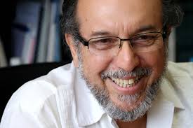 Con el candidato del FMLN ya definido, este va a tener que buscar los vasos  comunicantes con Nuevas Ideas"