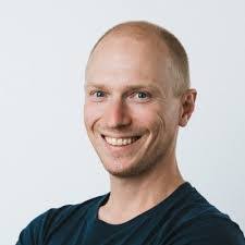 Sandy Doan's Instagram, Twitter & Facebook