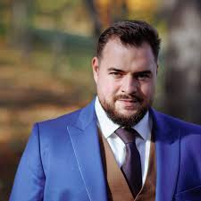 Hey guys, I was wondering at what point do you concider the flights worn  out? How often do they require changeing? I can only see that they start to  look shit but