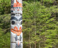 Suggest as a translation of totempfahl. Bilderstrecke Zu Kanada Feiert Seinen 150 Geburtstag Bild 3 Von 4 Faz