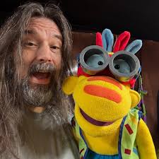 Zoomer: 24" Full-body Alien Hand Puppet With Art Print Carry Bag