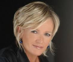 Coiffure 2020 50 ans et plus. Tendance Femme 50 Ans Modele De Coiffure Courte Pour Femme 50 Ans Magazine Moms Inspiration Pour Parents Modern Mom Fashion Lifestyle Magazine