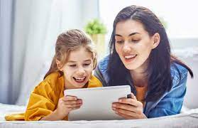 A consulting microsite, created to support parents' efforts to offer their children the possibilities of the digital world with safety. E Parenting Gr Paidia Kai Efhboi Sto Diadiktyo Me Asfaleia Hardware A8hnorama Digital
