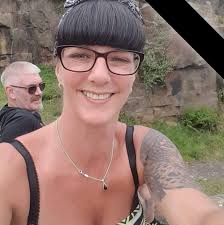 Hi all, just wondering if anyone knows who these people are as they are  apparently putting my cat Tiddles into a cat box and taking him away in  WashingtonStreet in Driffield yesterday