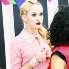 Mercedes Lambre Mechilambre Mercedes Hair Styles Celebrities