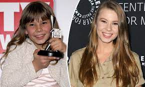 Bindi sue irwin (born 24 july 1998) is an australian television personality, conservationist, zookeeper, and actress. How Bindi Irwin Escaped The Curse Of The Child Star Daily Mail Online