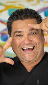 ¡Como agencia disfrutamos ver los cambios que generan nuestros clientes con  un enfoque totalmente estratégico para seguir creciendo! 🤩🤩, Esta es el  caso que trabajamos junto al Dr. Carlos Egas. , ...