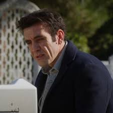 Timur babasının mezarı başında!