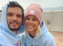 Coup dur pour pernille blume. Florent Manaudou Tres Amoureux Il Se Projette Avec Sa Cherie Pernille Blume