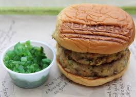 The Most Popular Fast Food Outlets You Haven T Heard Of Yet Food Best Fast Food Food Presentation