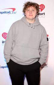 Lewis Capaldi Fans Call For Him To Join Love Island And Confront Ex Paige Turley Over Her Cheating Loveisland Lewiscapaldi Lewis Big Songs Love Island