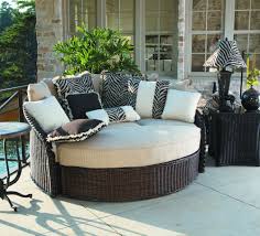 Beautiful Day Bed From Sedona Outdoor Collection Made From A 6mm Hand Woven Round N Dura Resin Outdoor Balcony Furniture Balcony Furniture Outdoor Porch Bed