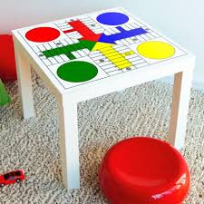 Recomendaciones para diseñar juegos de mesa. Vinilo Parchis Para Personalizar Mesa Ikea Lack Ikea Hack