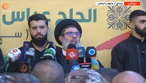 ‫السيد صفي الدين خلال تشييع شهداء ...‬‎