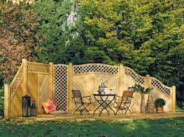 In fast jedem design buch finden sie den begriff garten zimmer. Sichtschutz Fur Den Garten Von Holzwurm Obersayn Holzwurm Obersayn