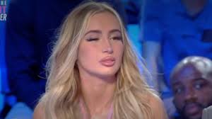 “Je croyais qu’il était mort” : Polska, la chroniqueuse de TPMP, fait une  bourde concernant Jean-Jacques Goldman