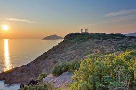 Σε απόσταση περίπου 70 χλμ. Mini Road Trip Sto Soynio A8hnea