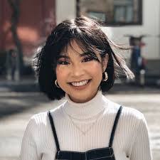 Caitlin Slack's Instagram, Twitter & Facebook