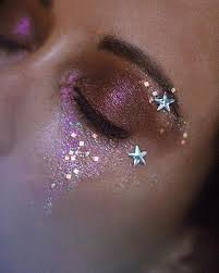 Rachael Miami Style Blog On Instagram In Case Ya Missed It I Posted A Makeup Tutorial On This Glitter Makeup Looks Rave Makeup Glitter Makeup